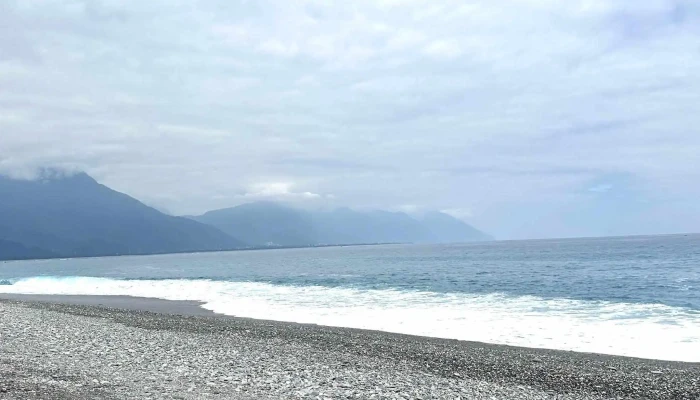 Chun Yue Lu Xing She Hua Dong Wan Jia Bao Che Lu You 位置 - Hualien County, Hualien City