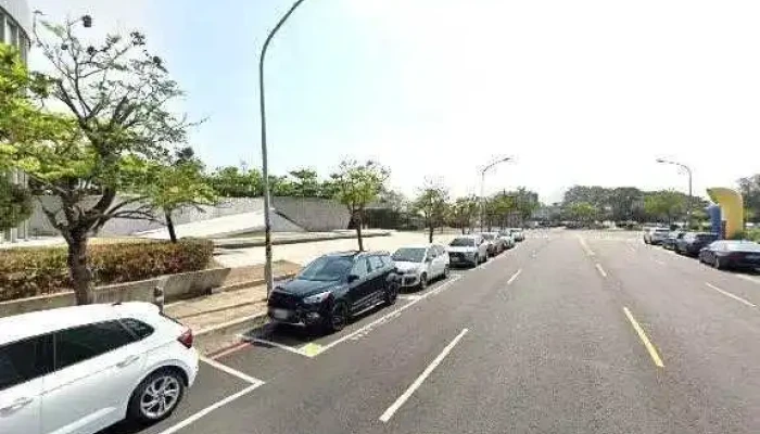 Dan Ti Wang Lu Xing Xiao Jie Jing He 360 Du Quan Jing Zhao - Kaohsiung City, Cianjhen District