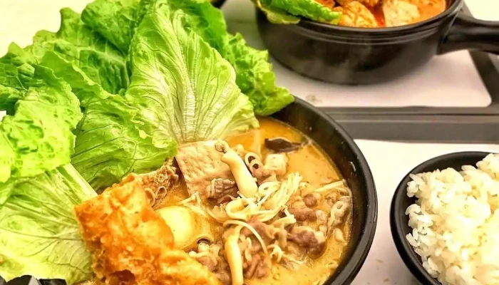 Fa Shi Huo Guo - Kaohsiung City, Zuoying District