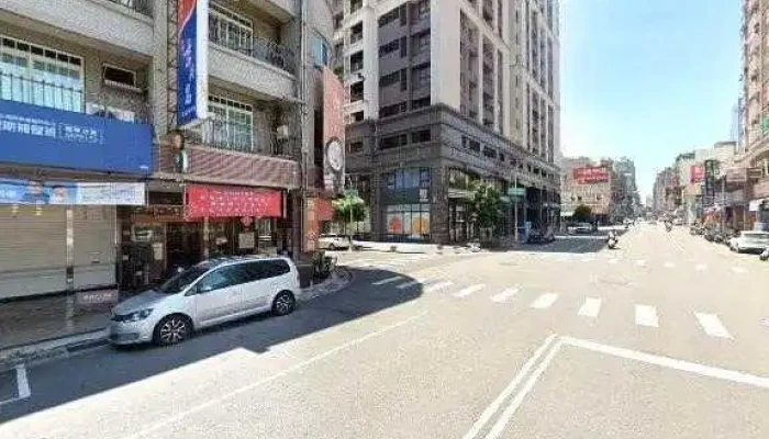 Fa Shi Jie Jing He 360 Du Quan Jing Zhao - Kaohsiung City, Zuoying District