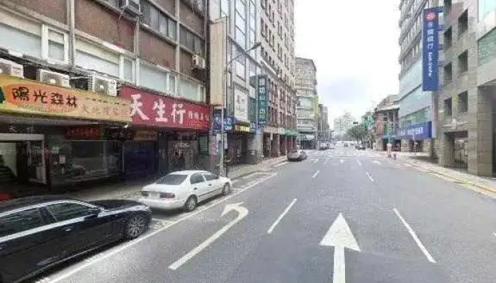 Jiang Neng Shu Wei Xing Xiao You Xian Gong Si Jie Jing He 360 Du Quan Jing Zhao - Taipei City, Zhongzheng District