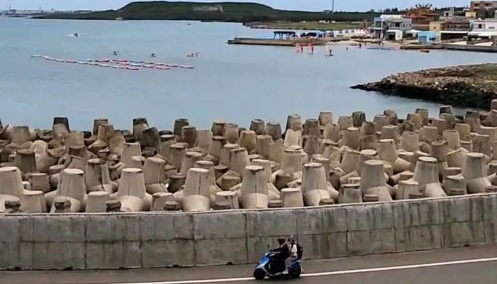 Lai Hai Bian Min Su Shi Pin - Penghu County, Magong City