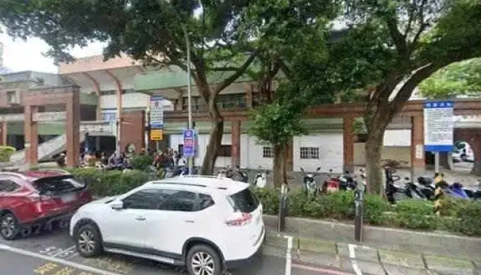 Lian Meng Xing Xiao Jie Jing He 360 Du Quan Jing Zhao - New Taipei City, Banqiao District