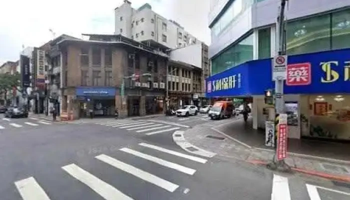 Nai De Ke Ji Jie Jing He 360 Du Quan Jing Zhao - Taipei City, Zhongzheng District