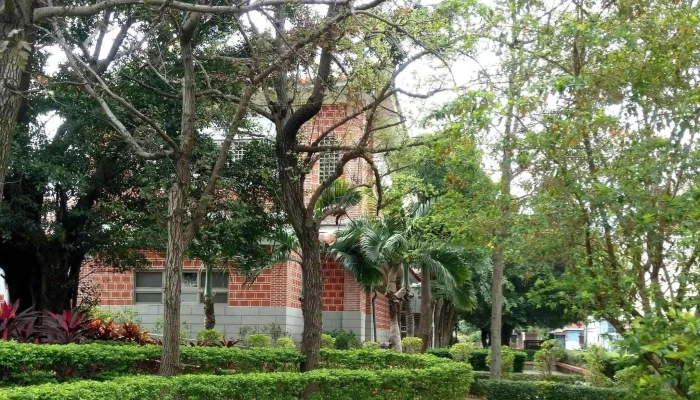 Nan Bei Guan Yin Le Xi Qu Guan 價格 - Changhua County, Changhua City