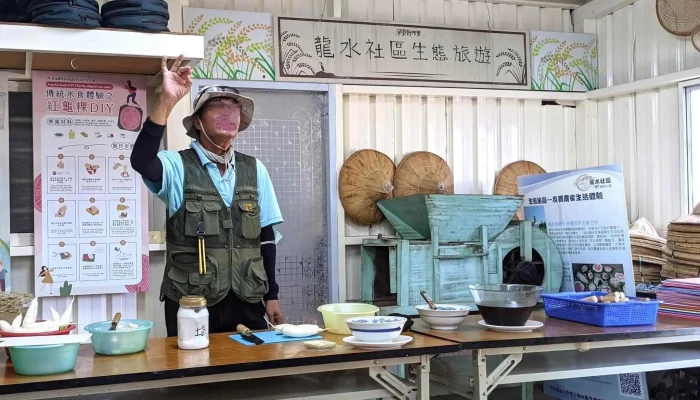 Ping Dong Xian Heng Chun Zhen Long Shui She Qu Fa Zhan Xie Hui 評論 - Pingtung County, Hengchun Township