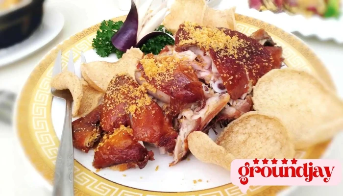 Tai Nan Shang Wu Hui Guan  Gang Shi Yin Cha Bei Jing Kao Ya - Tainan City, Yongkang District