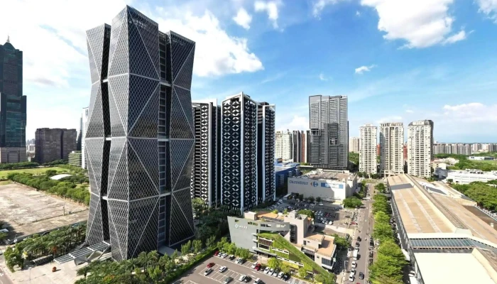 Tai Wan Dian Li Gong Si Nan Bu Fa Dian Han Jie Jing He 360 Du Quan Jing Zhao - Kaohsiung City, Cianjhen District