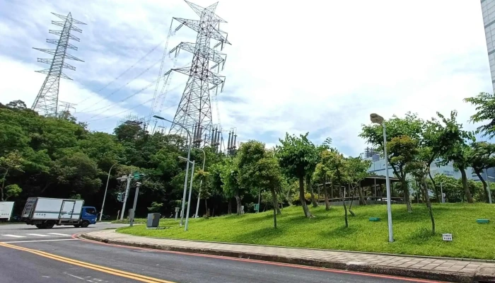 Tai Ya Ban Dao Ti Gu Fen You Xian Gong Si Hsinchu City East District - Hsinchu City, East District