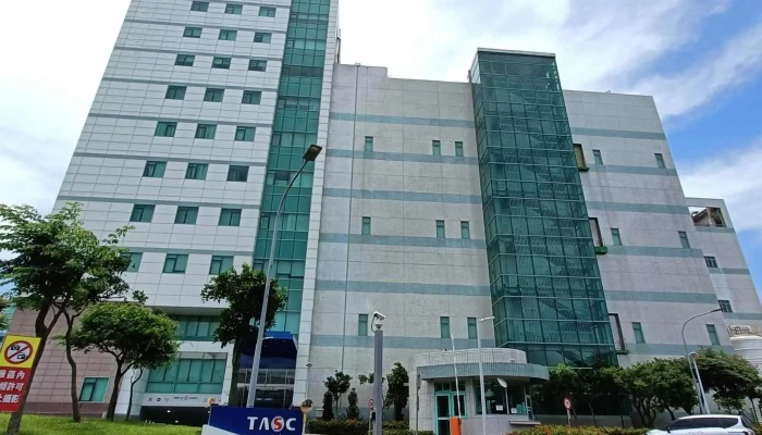 Tai Ya Ban Dao Ti Gu Fen You Xian Gong Si 評論 - Hsinchu City, East District