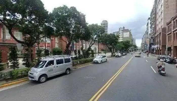 Wang Hong Xi Ren Wang Hong Dian Shang Quan Bu - Taipei City, Datong District