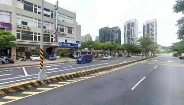 Wu Yun Zhi Wang Wu Yun Mei Ti Quan Bu - Hsinchu County, Zhubei City