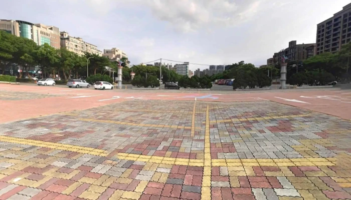 Xin Zhu Xian Zheng Fu Jie Jing He 360 Du Quan Jing Zhao - Hsinchu County, Zhubei City