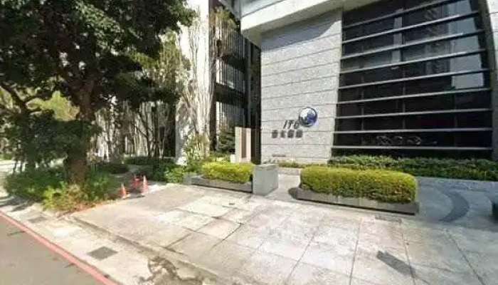 Xing Fu Fa Ya Tai Yun Duan Jie Jing He 360 Du Quan Jing Zhao - Taichung City, North District
