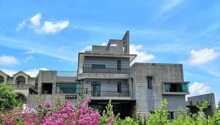 Yi Lan Mu Zhe Qing Ju Min Su Wai Guan - Yilan County, Dongshan Township