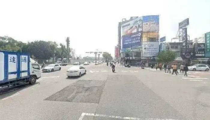 Yi Li Fang Shu Ma Gu Fen You Xian Gong Si Zhi Neng Yun Duan Xi Tong Zheng He AppKe Zhi Kai Fa Jie Jing He 360 Du Quan Jing Zhao - Tainan City, Yongkang District