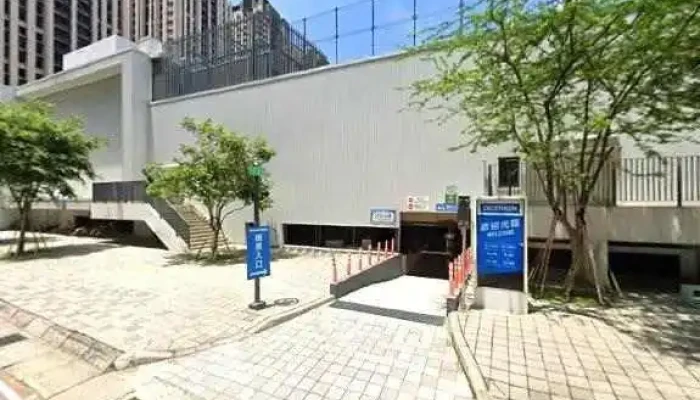 Yun Zhi Hui Shang Ban Da Lou Zu Shou Zhong Xin Jie Jing He 360 Du Quan Jing Zhao - Hsinchu City, East District