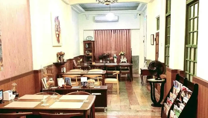 Ban Li CafeWan Li Lu Hua Ka Pei Guan Zhao He Saron Ri Shi Yang Guan Gong Xiu Xiang Jian Fb Quan Bu - Pingtung County, Donggang Township
