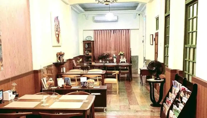 Ban Li Cafe萬利露華咖啡館 昭和サロン 日式洋館（公休詳見fb) - Pingtung County, Donggang Township