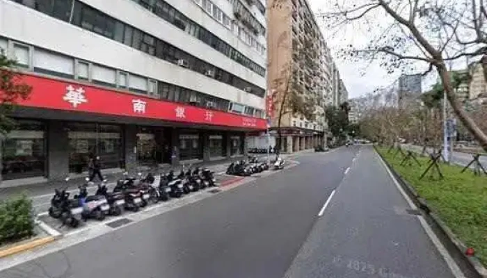 Cloudmax Inc Jie Jing He 360 Du Quan Jing Zhao - Taipei City, Da’an District