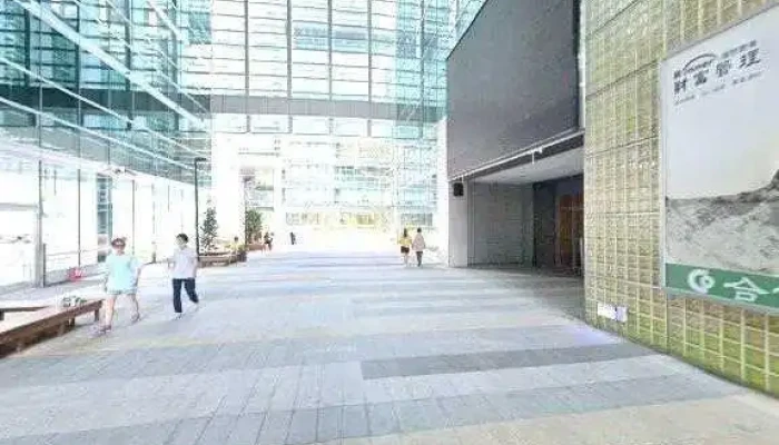 Commeet Zhi Neng Fei Yong Guan Li Xi Tong Jie Jing He 360 Du Quan Jing Zhao - Taipei City, Songshan District