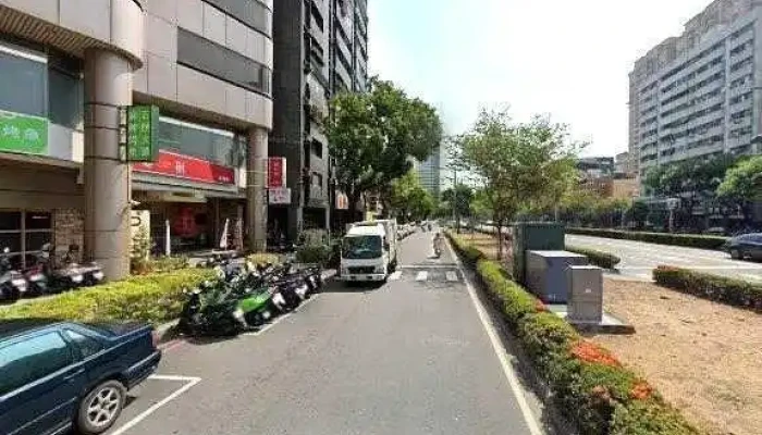 Eroamingwifi Chu Guo Shang Wang Fen Xiang Qi Zu Jie Jie Jing He 360 Du Quan Jing Zhao - Kaohsiung City, Sinsing District