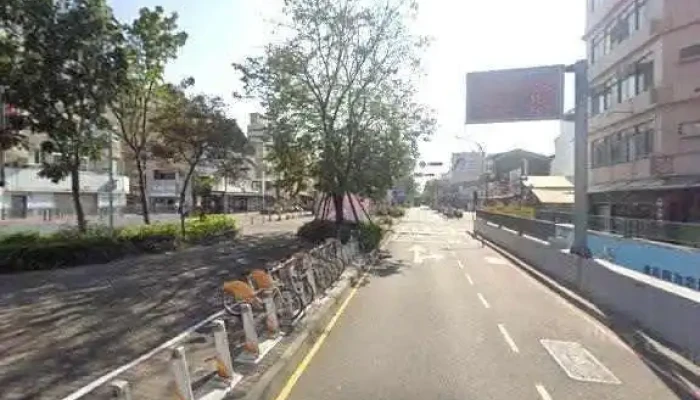 James Dian Shang Quan Bu - Tainan City, West Central District