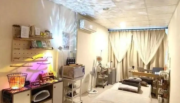 Lara Spa療癒美學館 | 宜蘭按摩 | 小臉撥筋 | 徒手小顏 | 運動按摩 - Yilan County, Yilan City