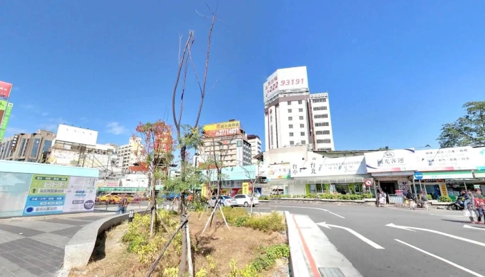 Taichung -  Jie Jing He 360 Du Quan Jing Zhao - Taichung City, Central District