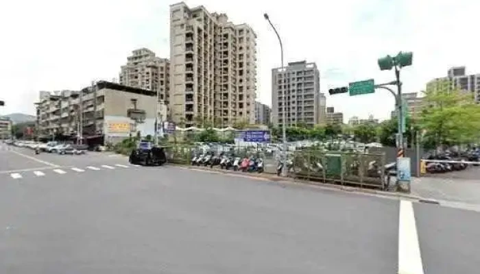 WowJing Shi Wang Lu Xing Xiao Gu Fen You Xian Gong Si Jie Jing He 360 Du Quan Jing Zhao - Taipei City, Nangang District