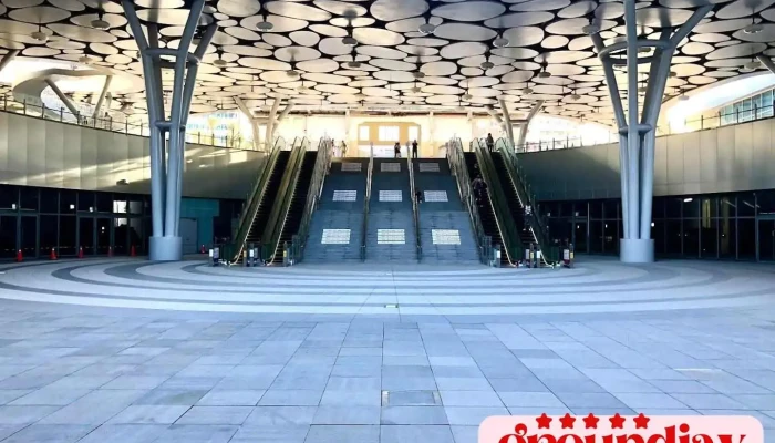 观光局高雄火车站旅游服务中心 - Kaohsiung City, Sanmin District